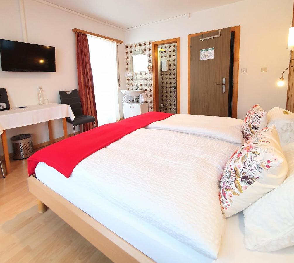 Hotel-Restaurant Grina Simplon Экстерьер фото